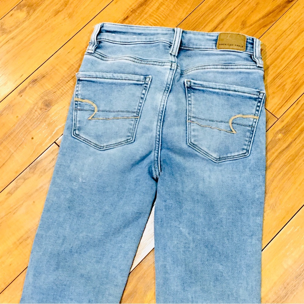 American Eagle Distressed Patch Light Wash Skinny… - image 3